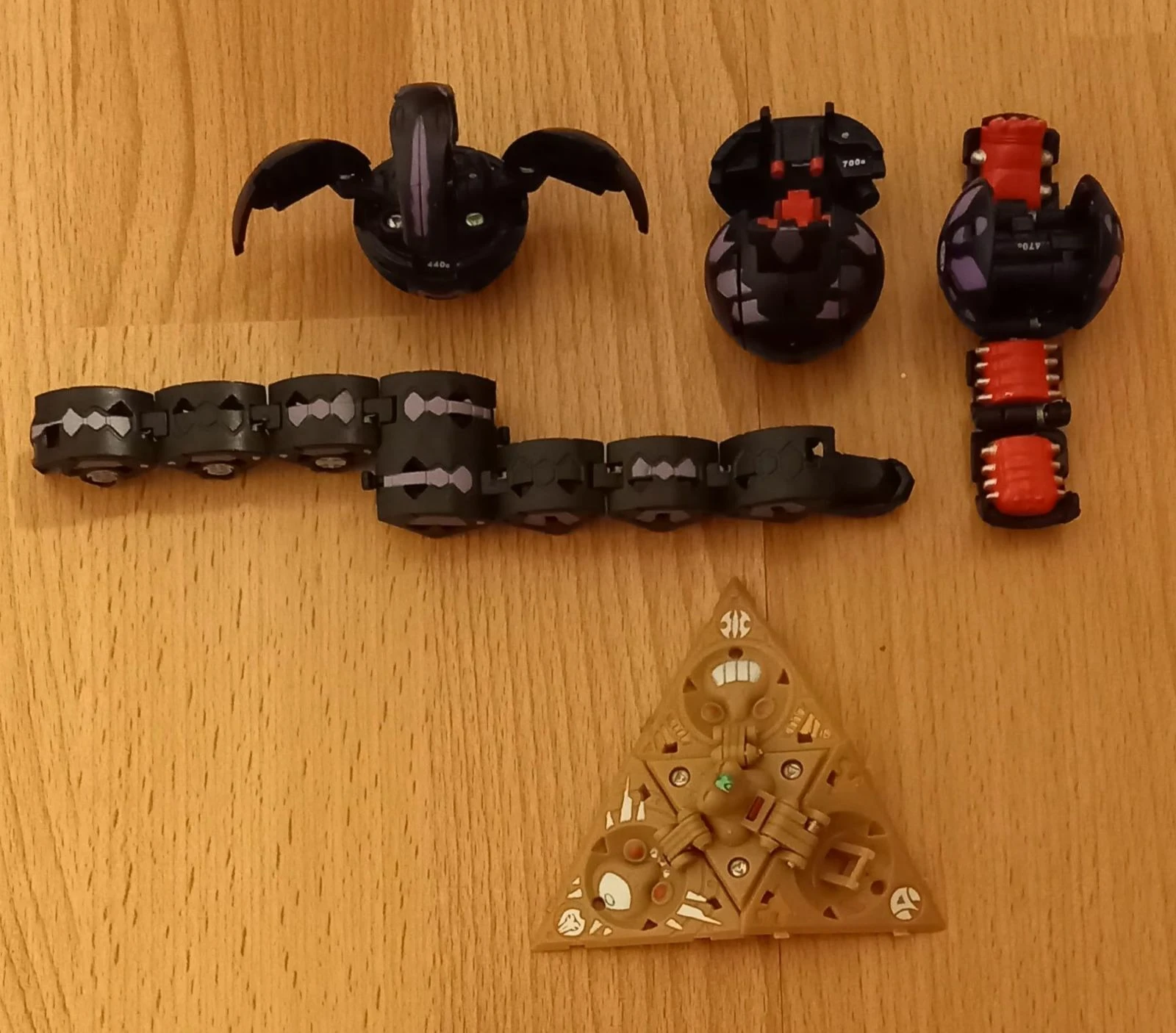 Figuras coleccionables Bakugan – photo 2
